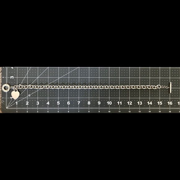 0.925 Sterling Tiffany Heart Toggle Necklace - Picture 7 of 7